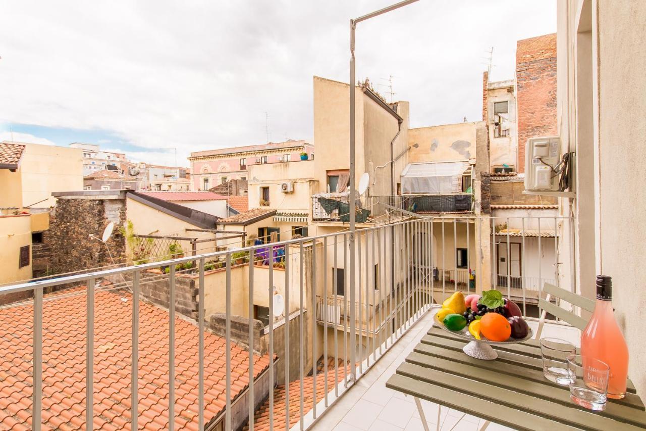 Sicula Home Few Minutes To Sea - Happy Rentals Катания Экстерьер фото